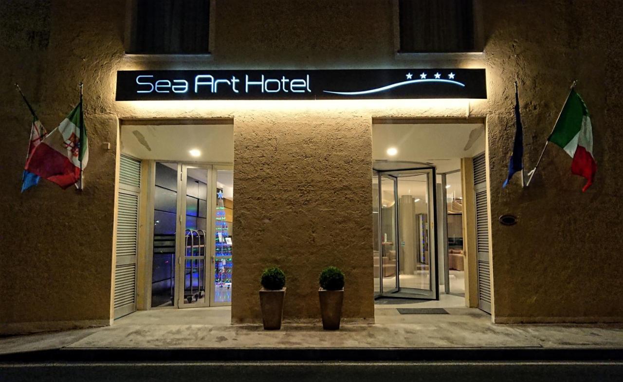 Sea Art Hotel Vado Ligure Exteriör bild